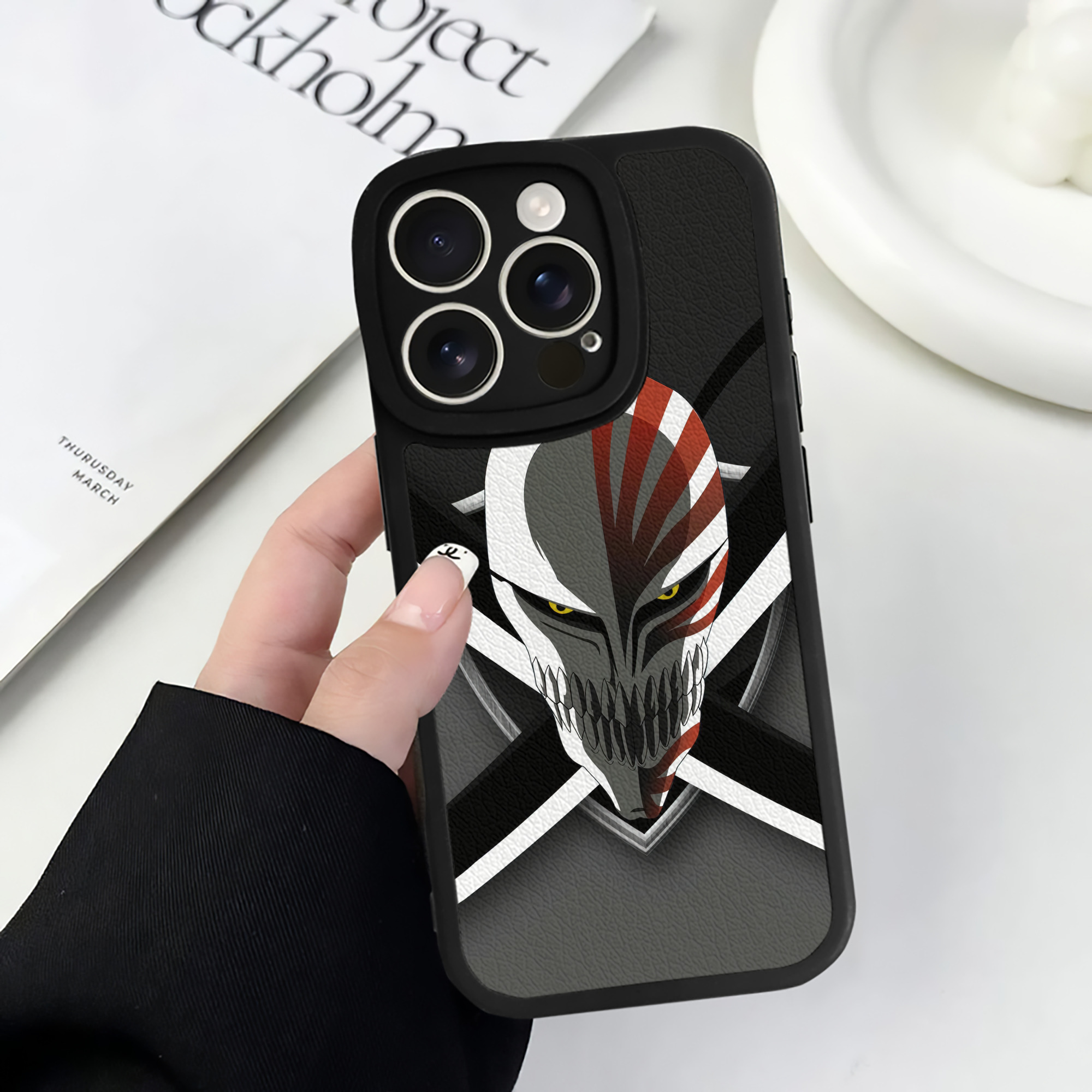 （画像用） ブリーチ BLEACH 【iPhone 16シリーズ対応】シリコンスマホケース（レザー調） 材質：シリコン